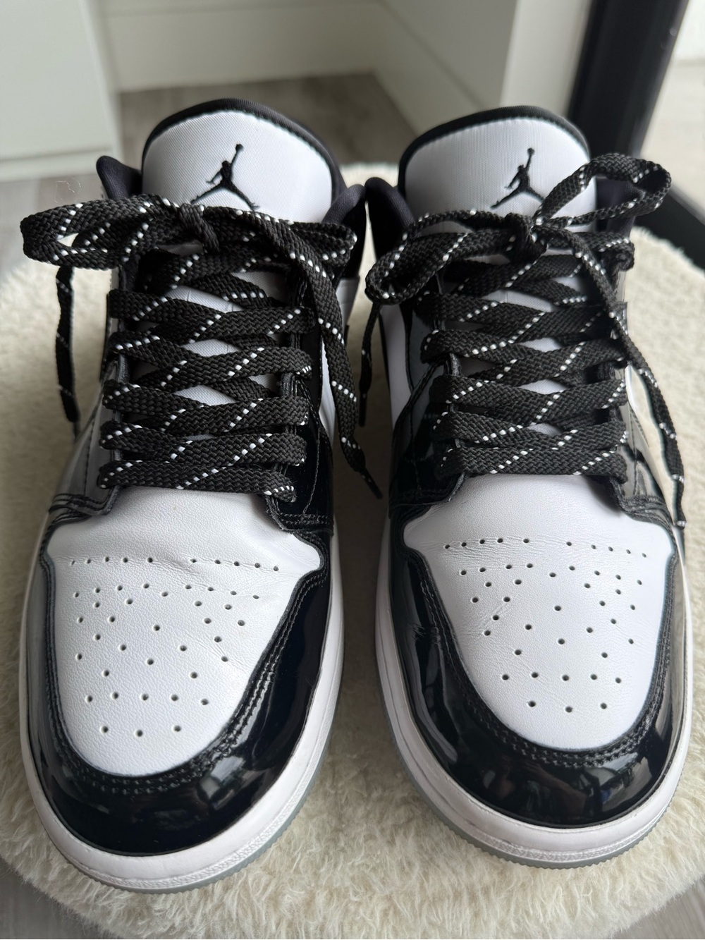 Air Jordan 1 Low SE Concord - Picture 3 of 8